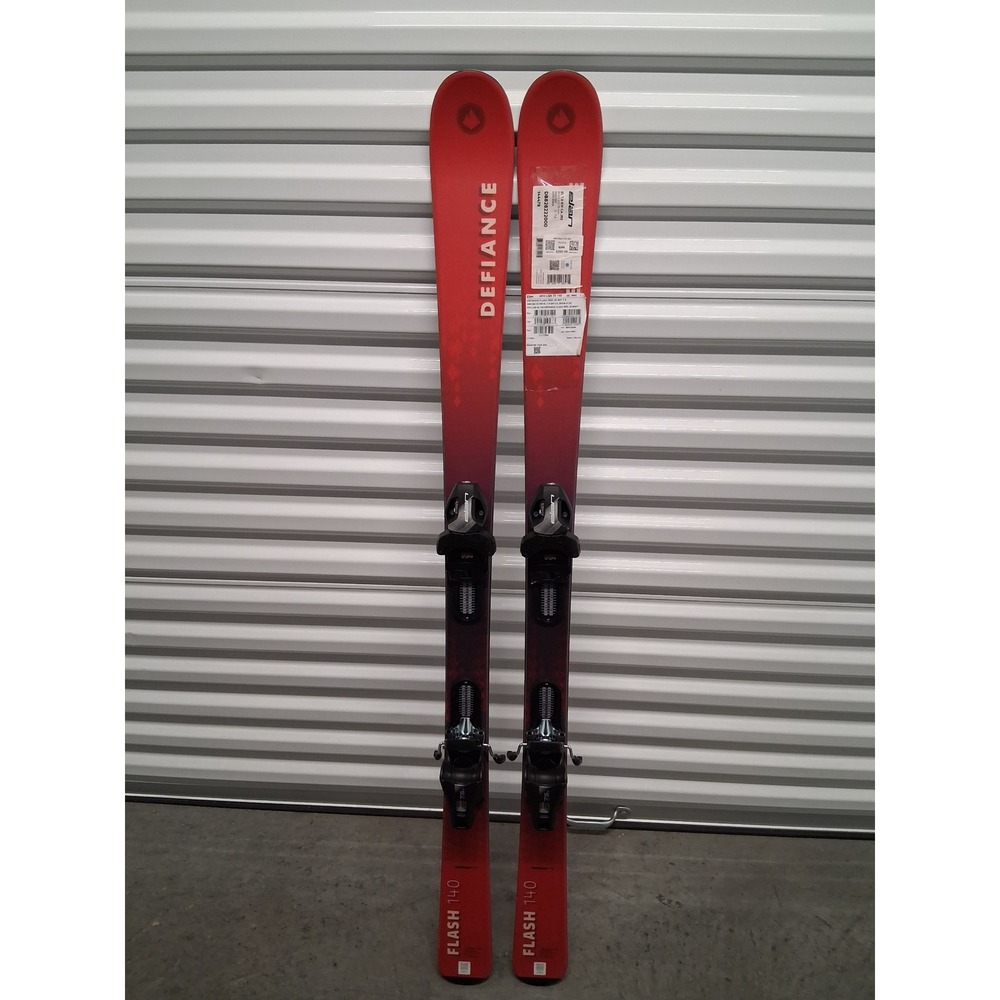 Elan Defiance Flash Red Junior Skis 140cm with EL 7.5 GW Bindings 2025